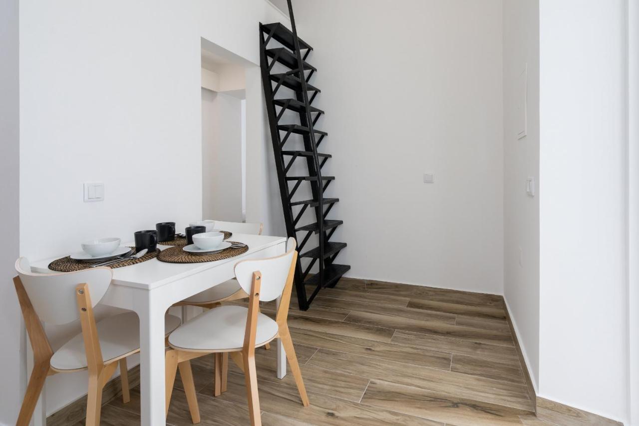 Tia Anica House II - Apartment With Terrace In Central Fuseta Beach Village Exterior photo